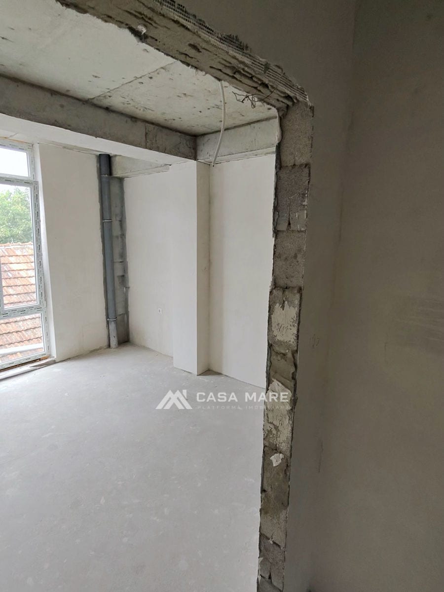Apartament cu 3 camere, 112 m², Durlești 8