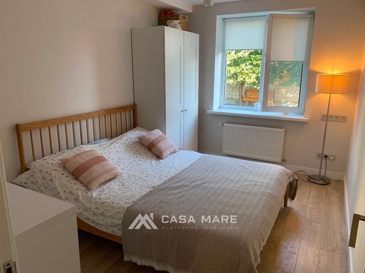Apartament cu 2 camere, 70 m², Poșta Veche, Chișinău 1