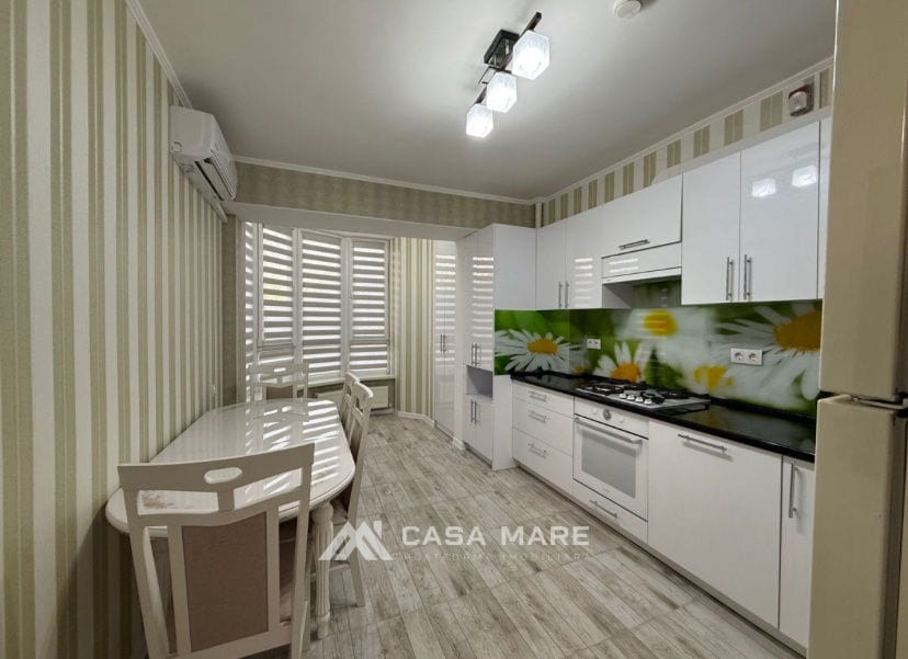 2-комнатная квартира, 45 м², Центр, Кишинёв 4