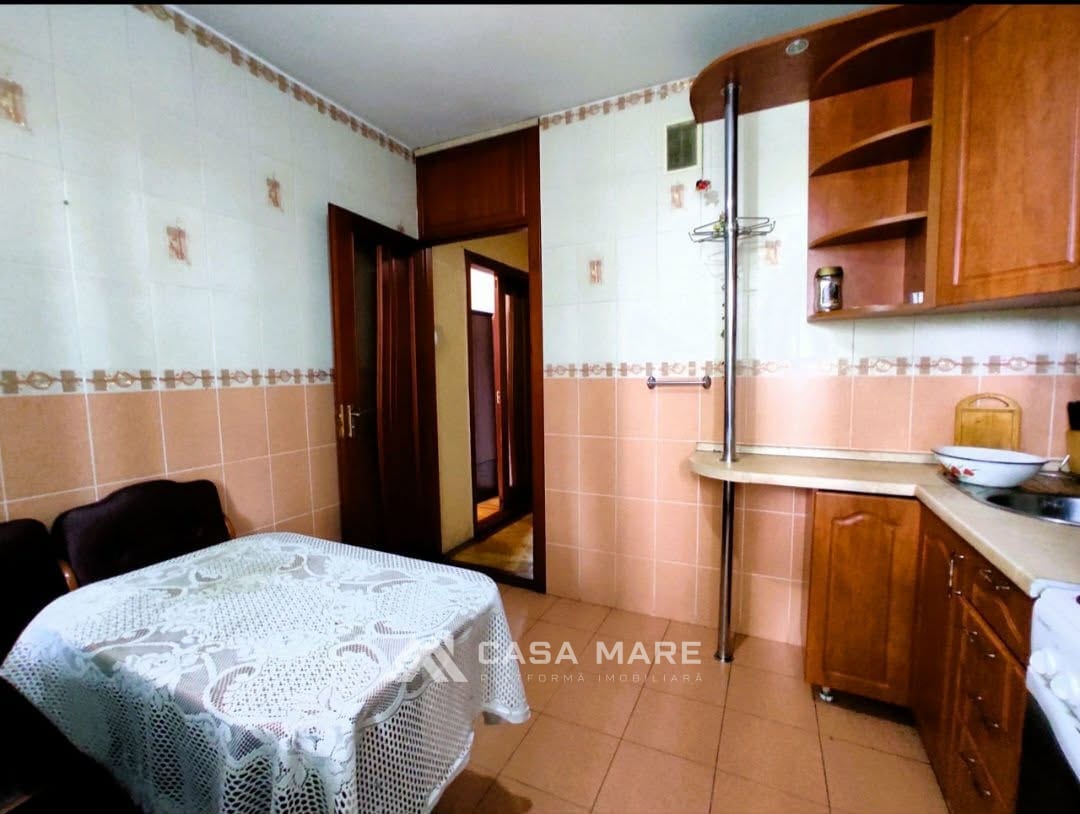 Apartament cu 3 camere, 75 m², Buiucani, Chișinău 2