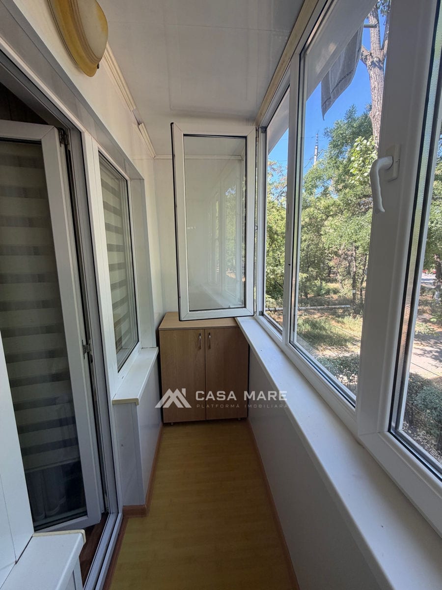 2-комнатная квартира, 48 м², 8 cartier, Bălți 3