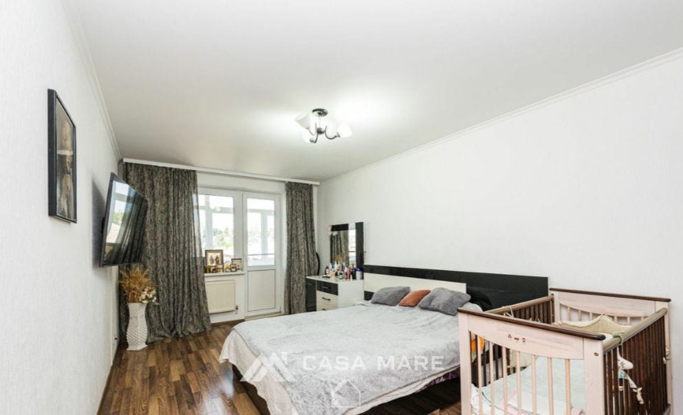 Apartament cu 3 camere, 74 m², Durlești 2