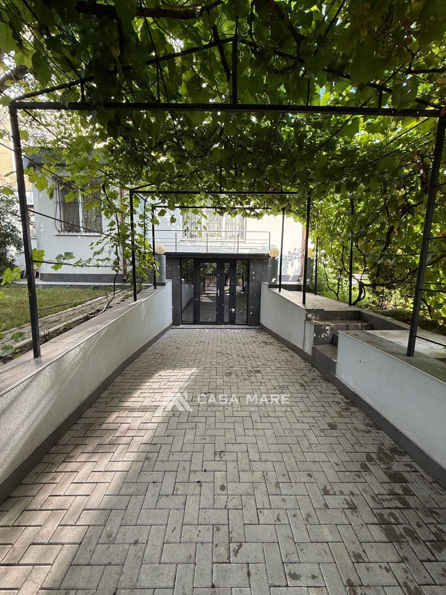 Apartament cu 2 camere, 130 m², Râșcani, Chișinău 12