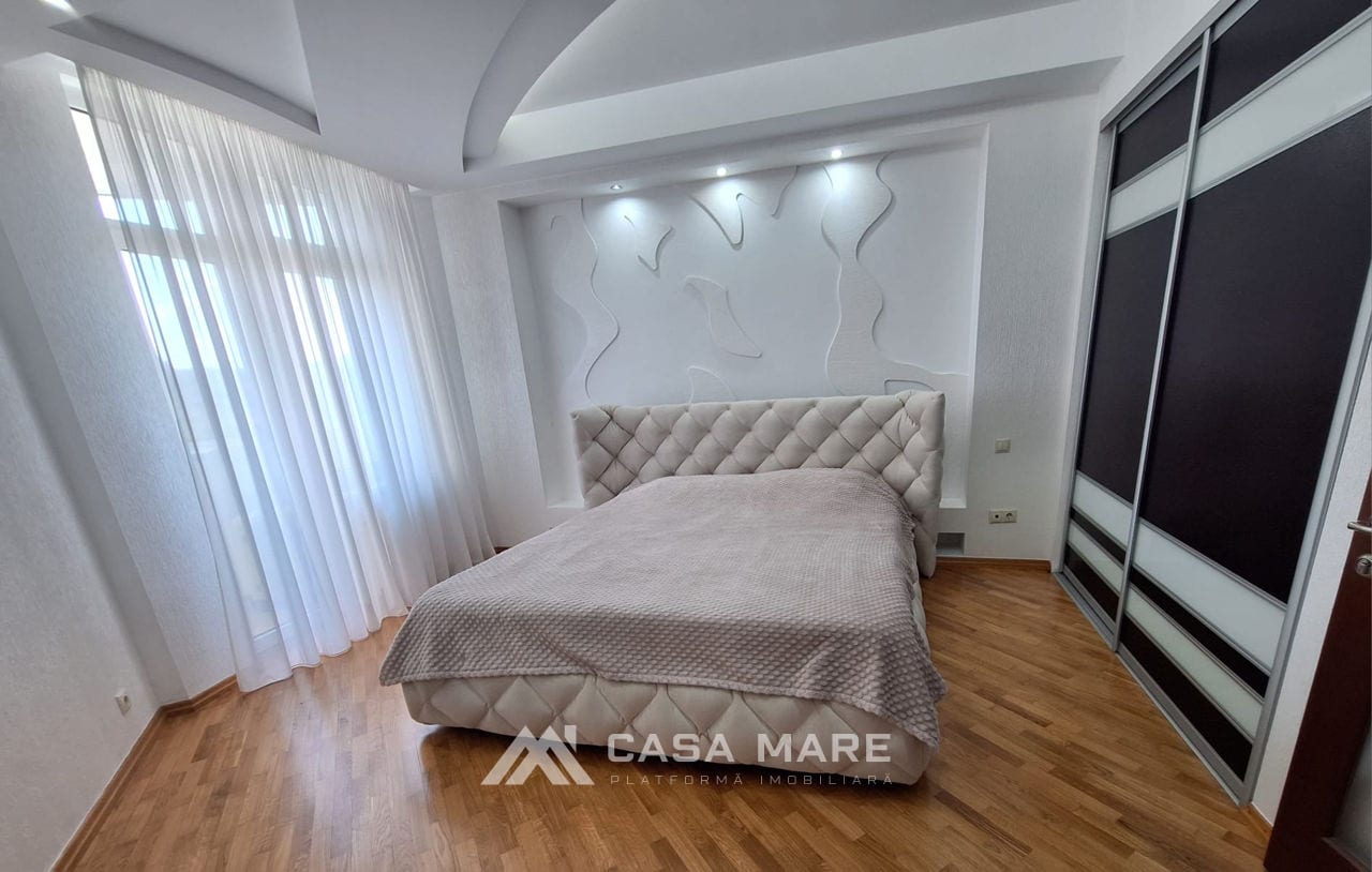 Apartament cu 3 camere, 117 m², Râșcani, Chișinău 1