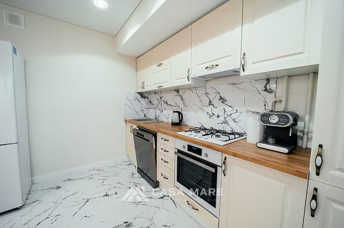 1-комнатная квартира, 53 м², Центр, Кишинёв 6