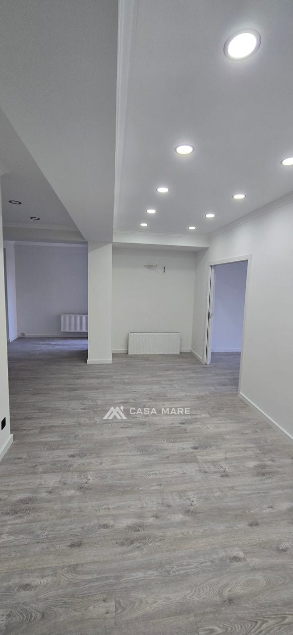 3-комнатная квартира, 100 м², Буюканы, Кишинёв 7