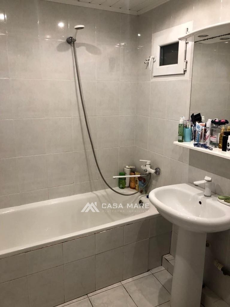 3-комнатная квартира, 73 м², Дрокия 7