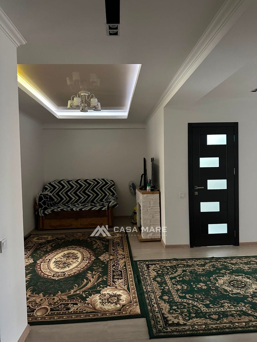Apartament cu 2 camere, 72 m², Buiucani, Chișinău 3
