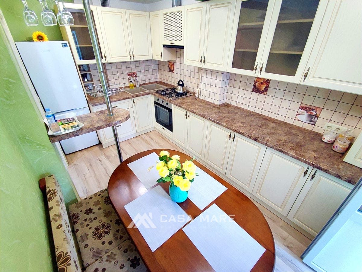 Apartament cu 2 camere, 76 m², Centru, Chișinău 8