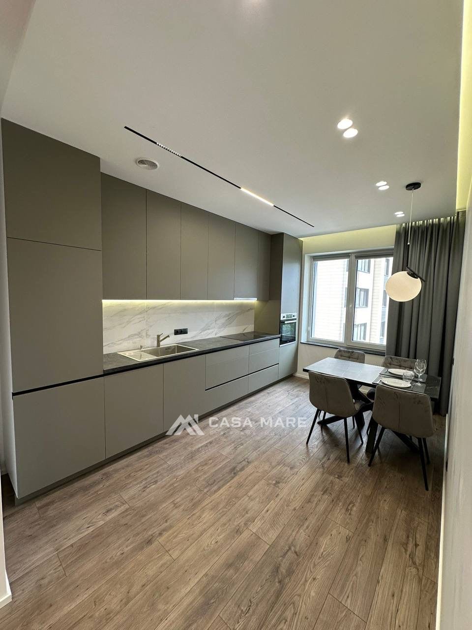 Apartament cu 2 camere, 80 m², Centru, Chișinău 4