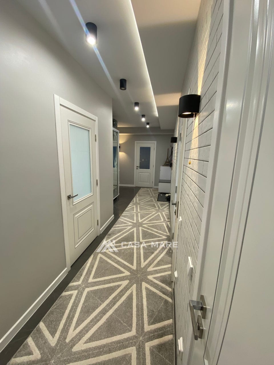 3-комнатная квартира, 98 м², Чеканы, Кишинёв 15