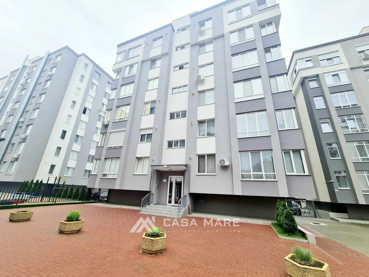 Apartament cu 2 camere, 54 m², Codru 1