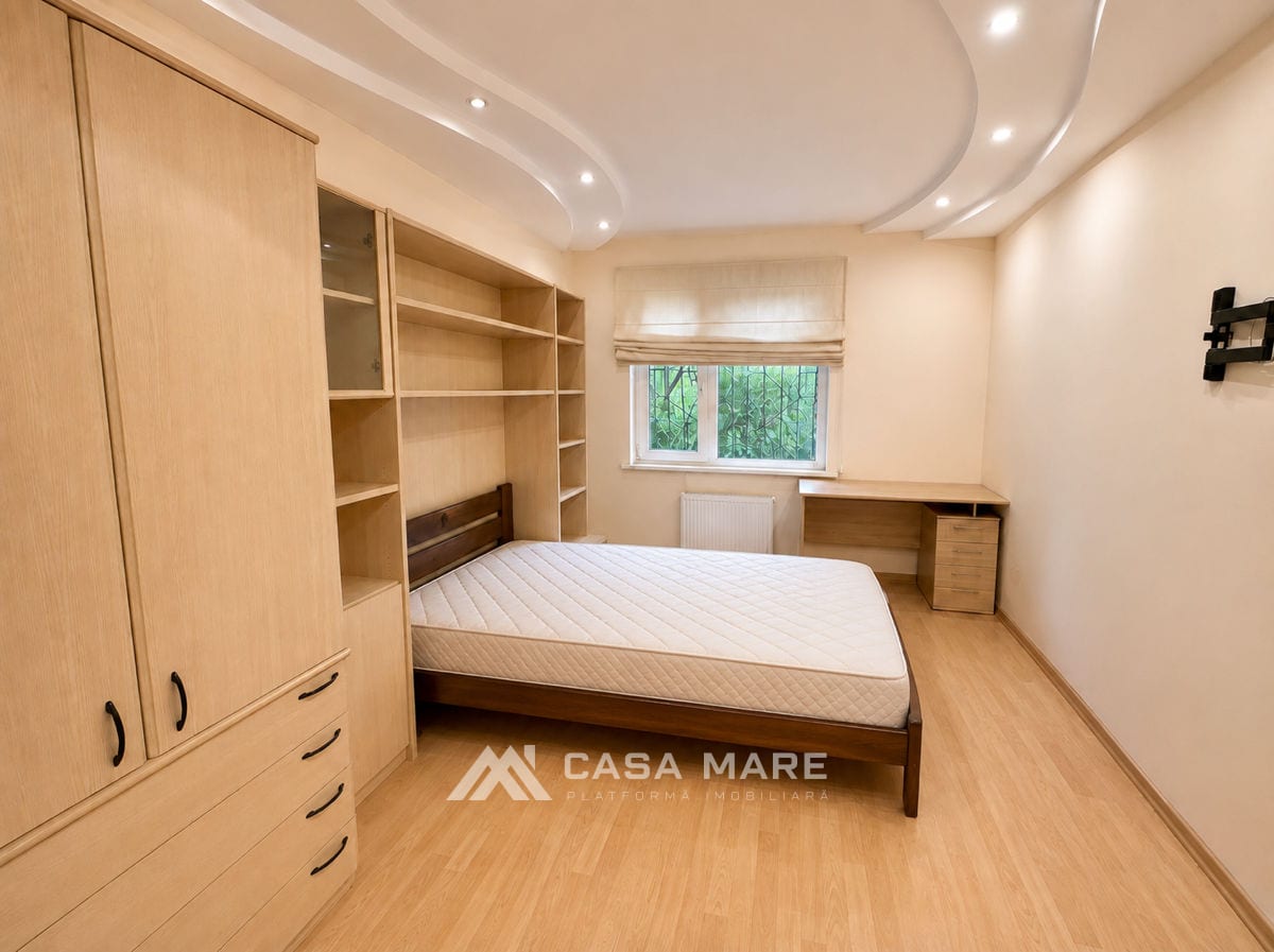 4-комнатная квартира, 120 м², Центр, Кишинёв 5