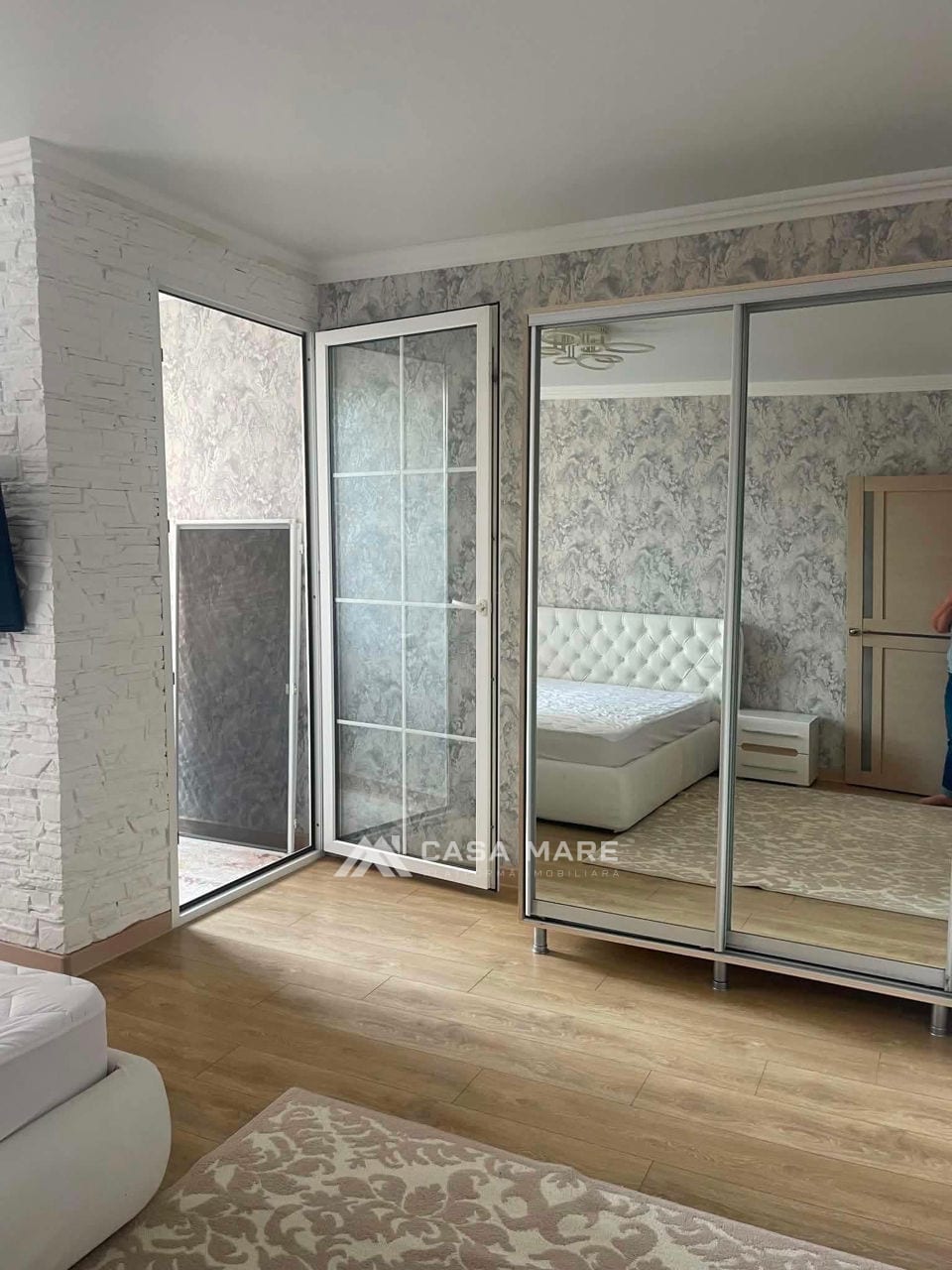 Apartament cu 2 camere, 54 m², Codru 3