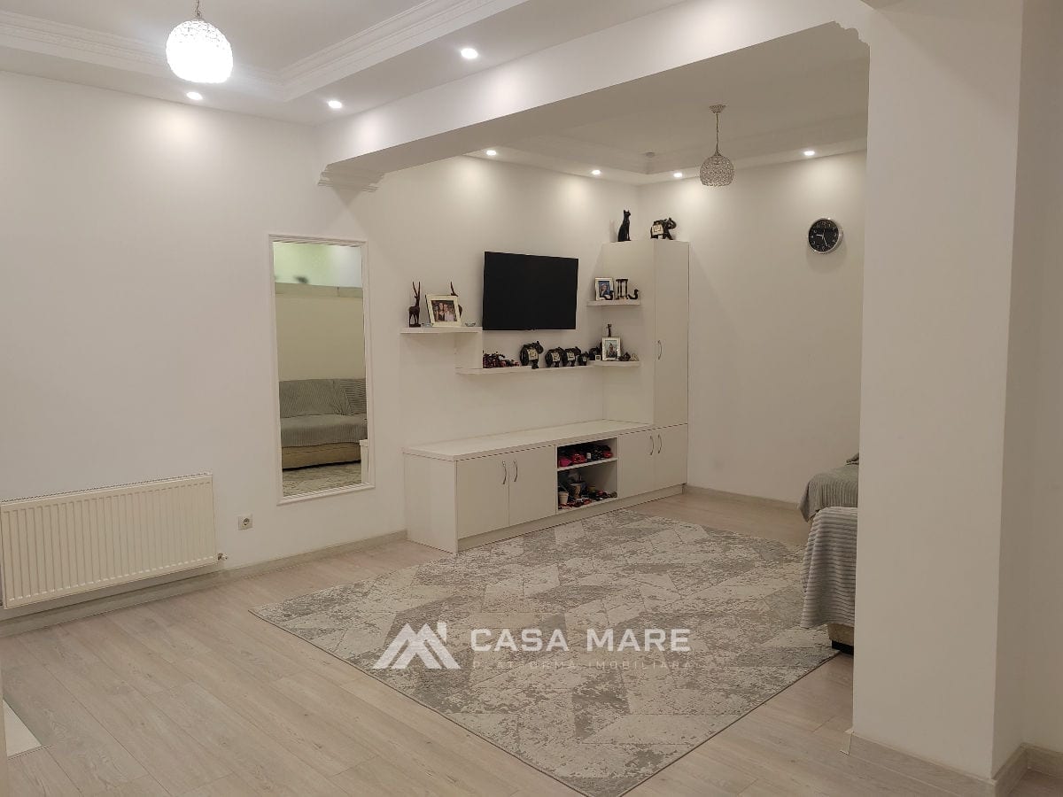 Apartament cu 2 camere, 75 m², Buiucani, Chișinău 2