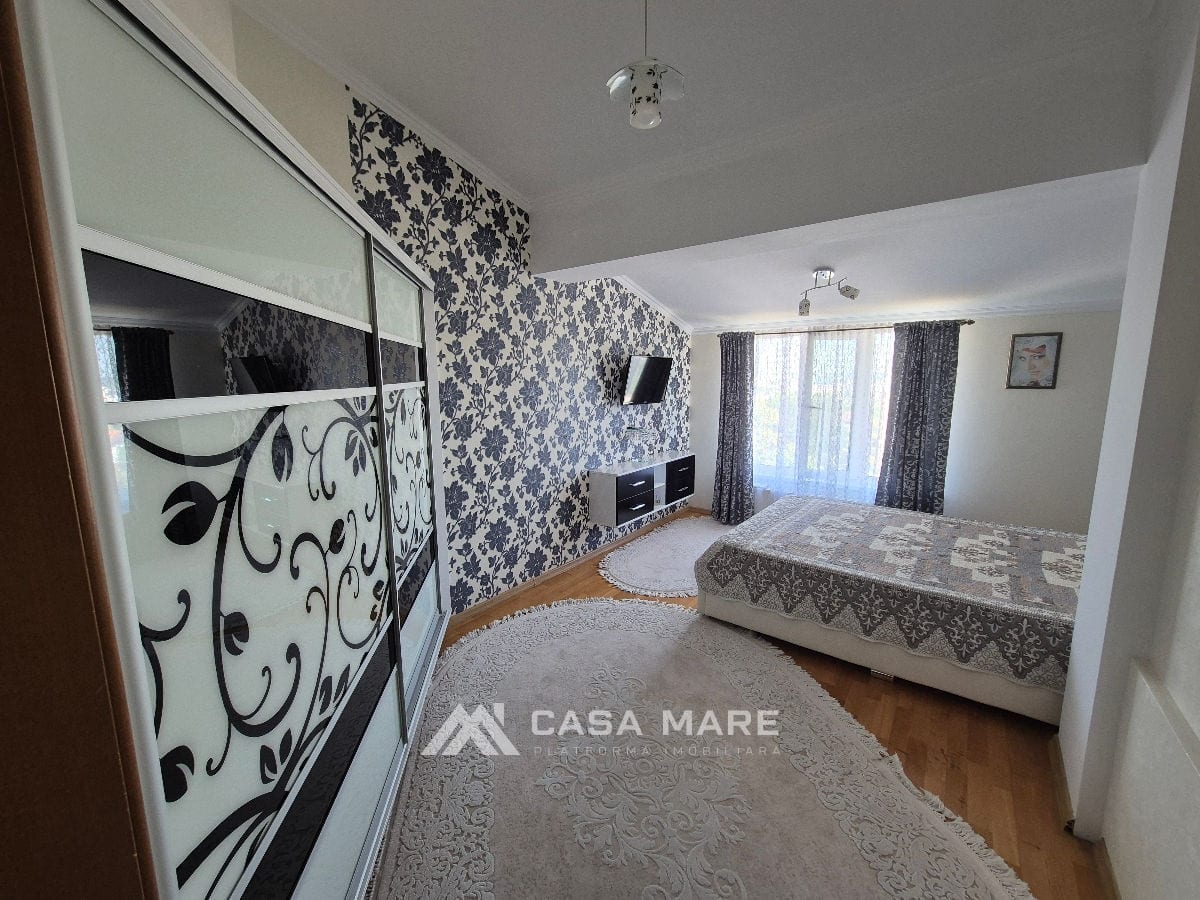 3-комнатная квартира, 109 м², Центр, Кишинёв 3