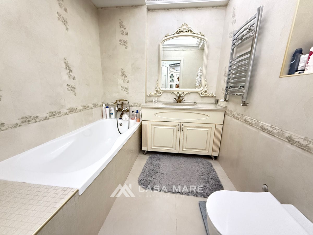Apartament cu 2 camere, 70 m², Buiucani, Chișinău 9