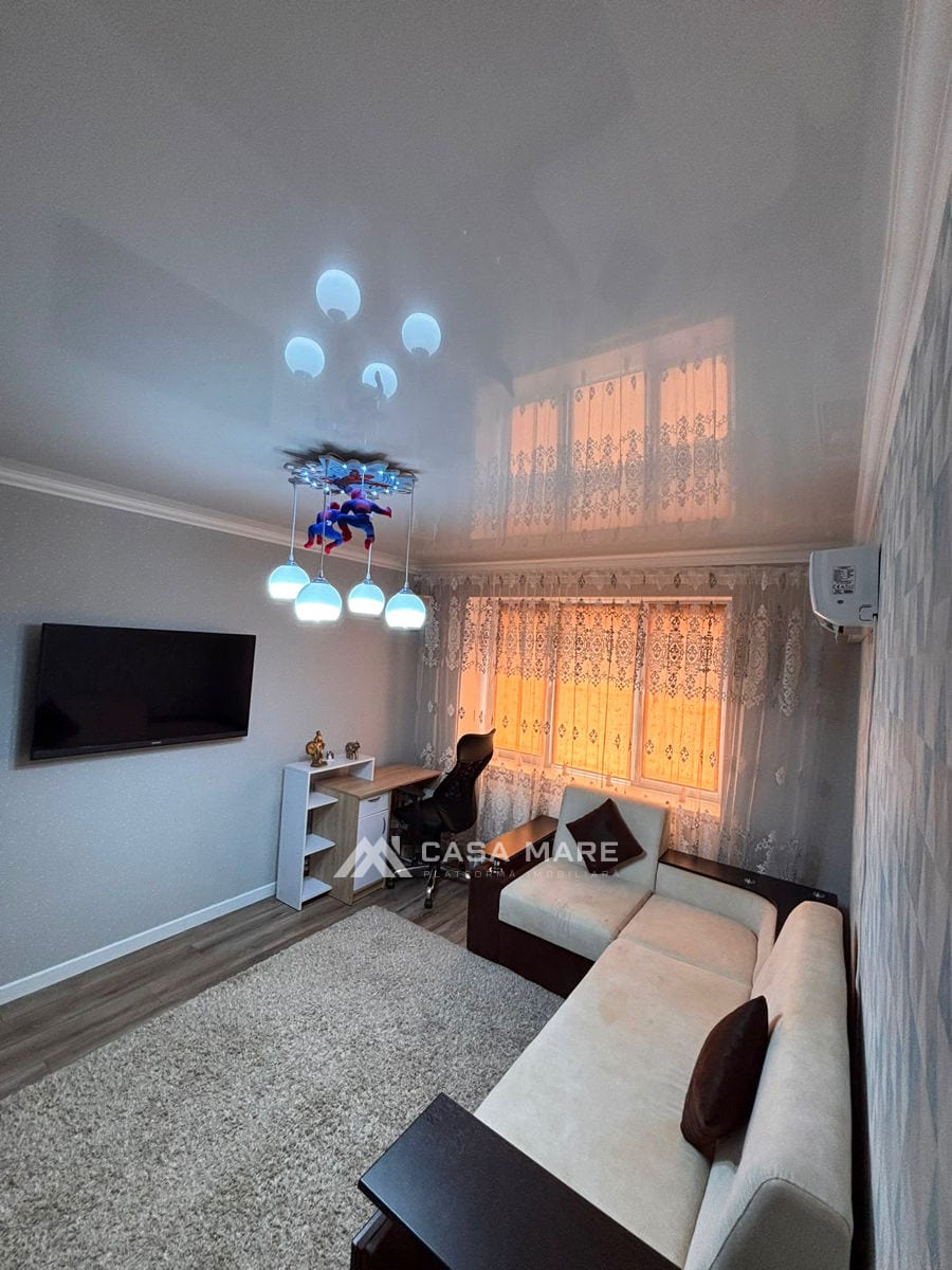 2-комнатная квартира, 60 м², 9 cartier, Bălți 3