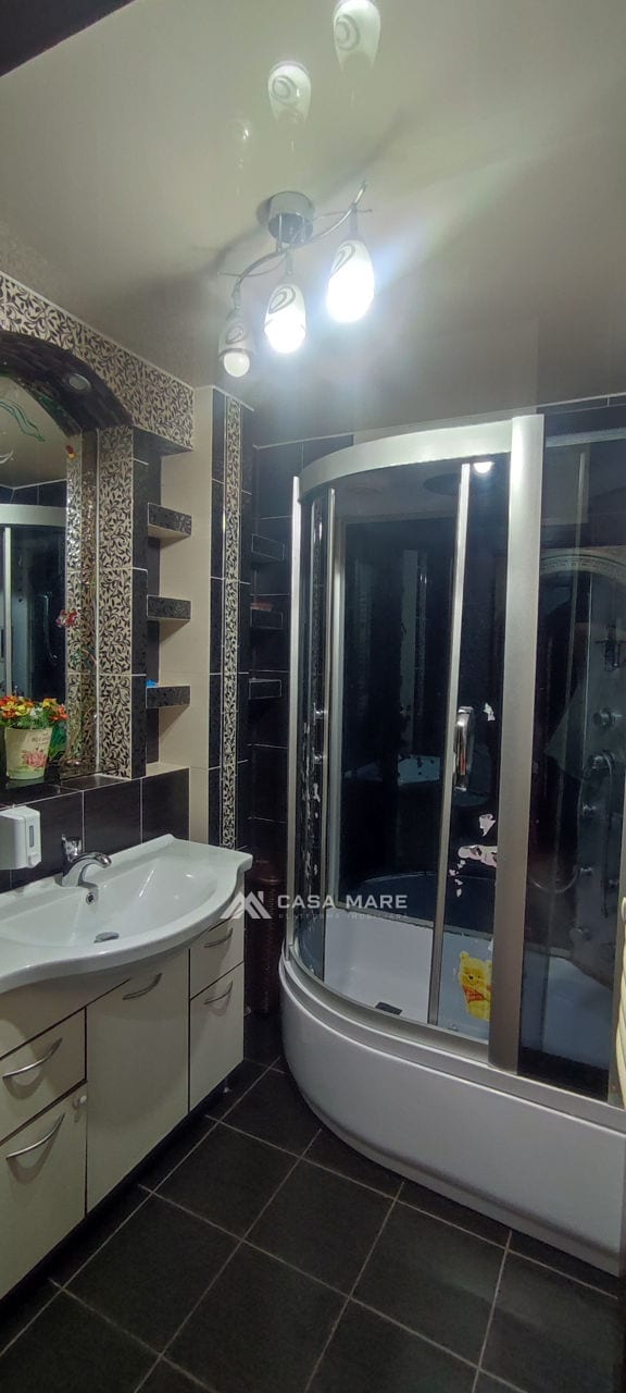 Apartament cu 2 camere, 60 m², Ialoveni 7