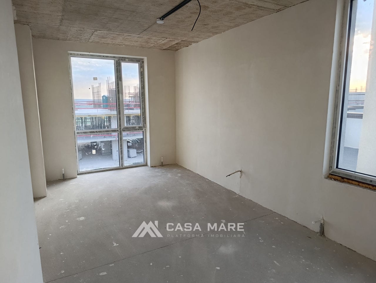 Apartament cu 2 camere, 80 m², Durlești 5