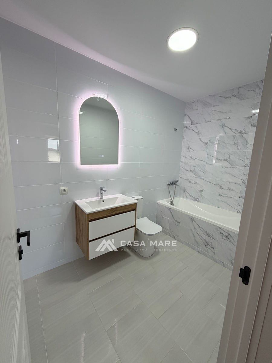 Apartament cu 3 camere, 163 m², Durlești 7