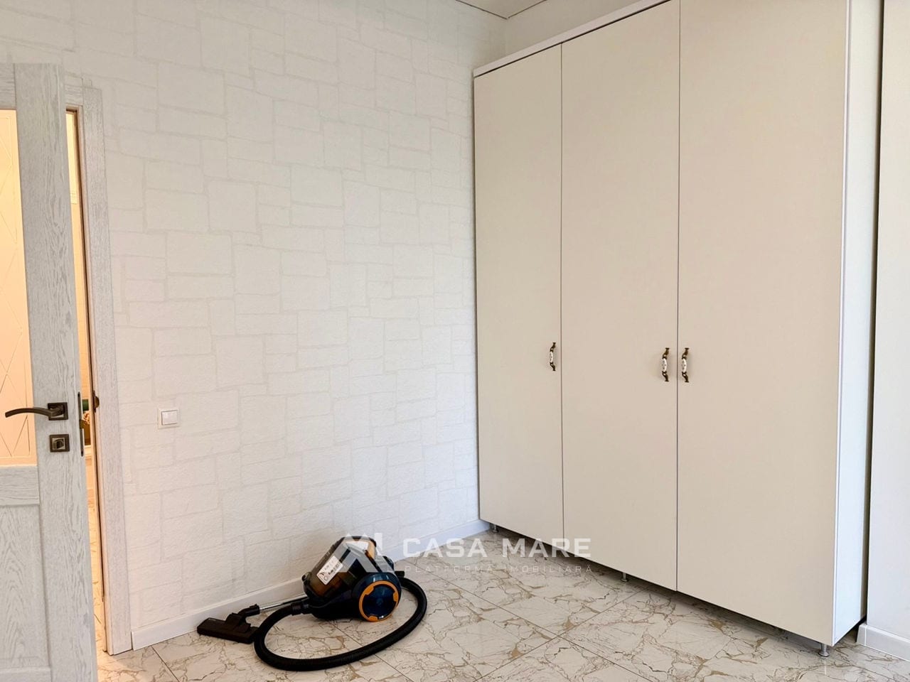 1-комнатная квартира, 64 м², Центр, Кишинёв 7
