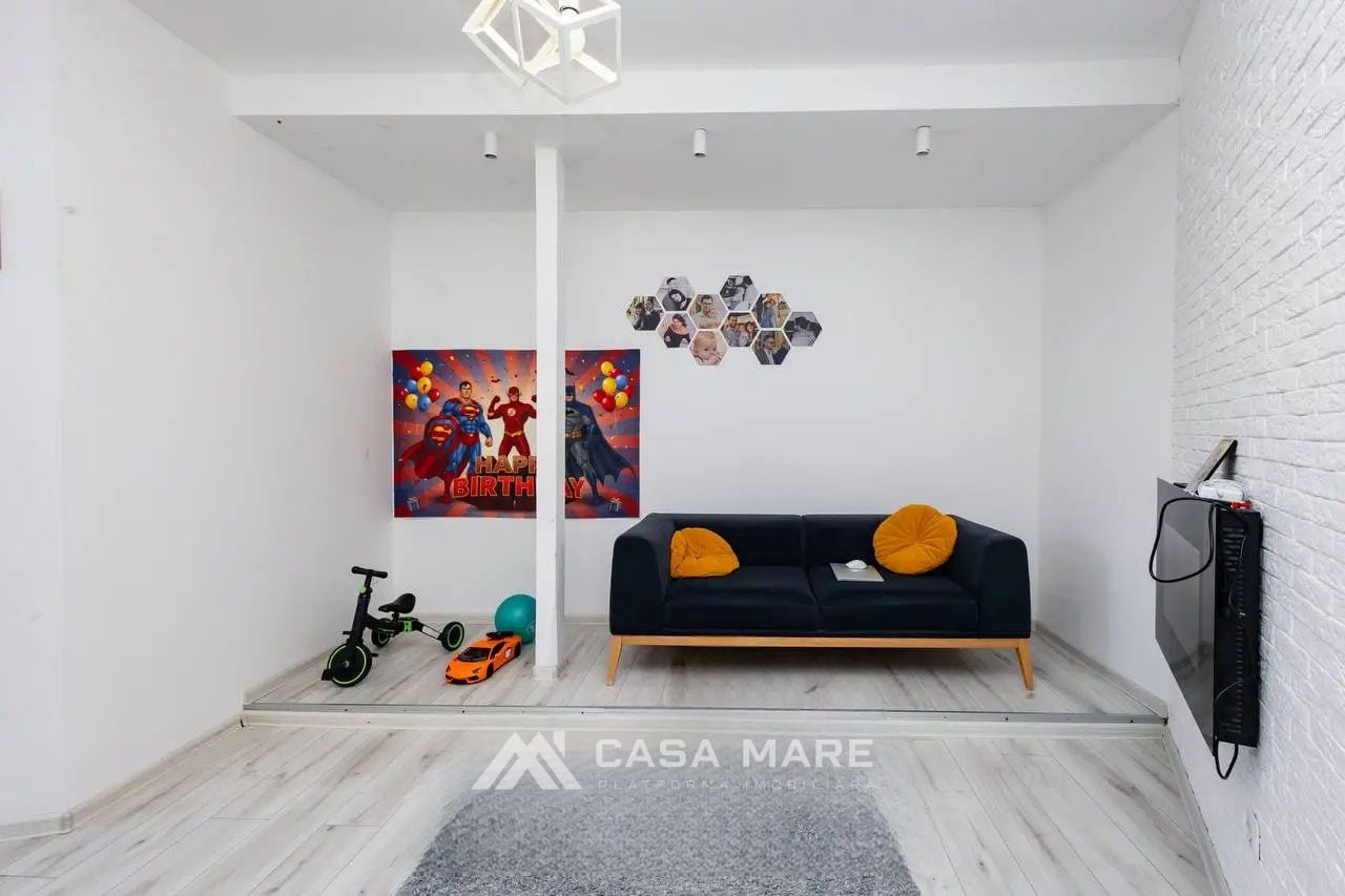 Apartament cu 3 camere, 99 m², Grătiești 4