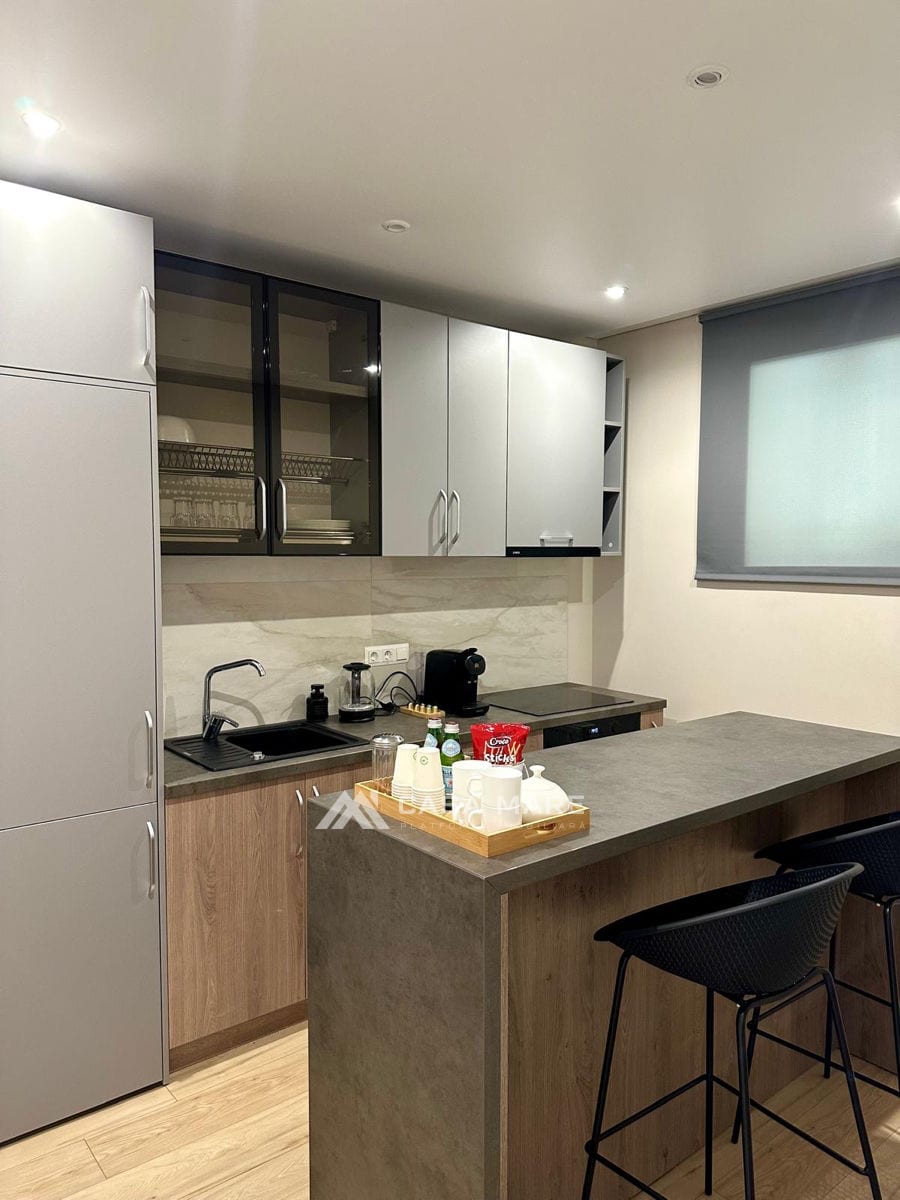 3-комнатная квартира, 100 м², Holercani 5