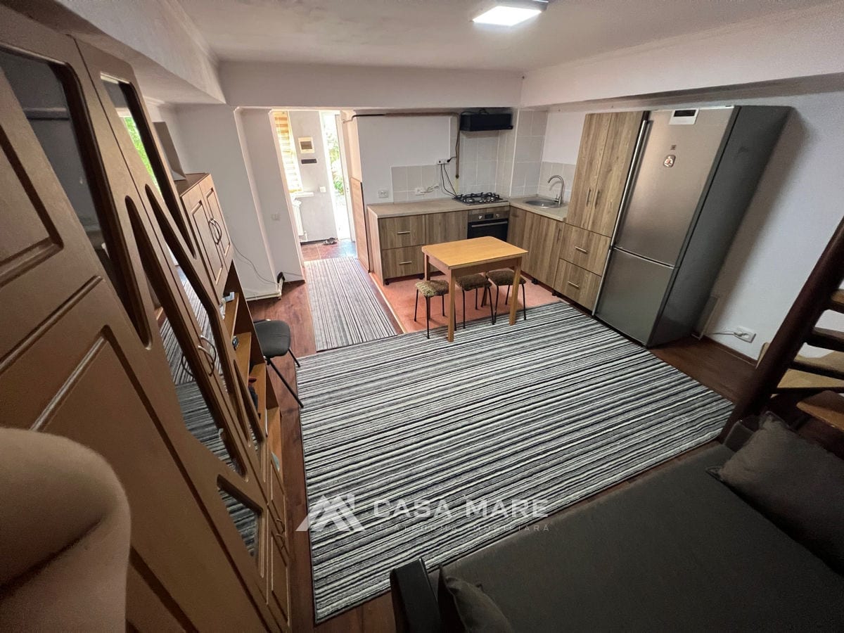1-комнатная квартира, 40 м², Центр, Кишинёв 2