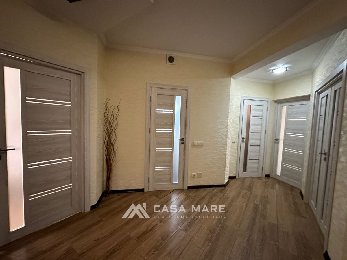 3-комнатная квартира, 85 м², Центр, Кишинёв 7