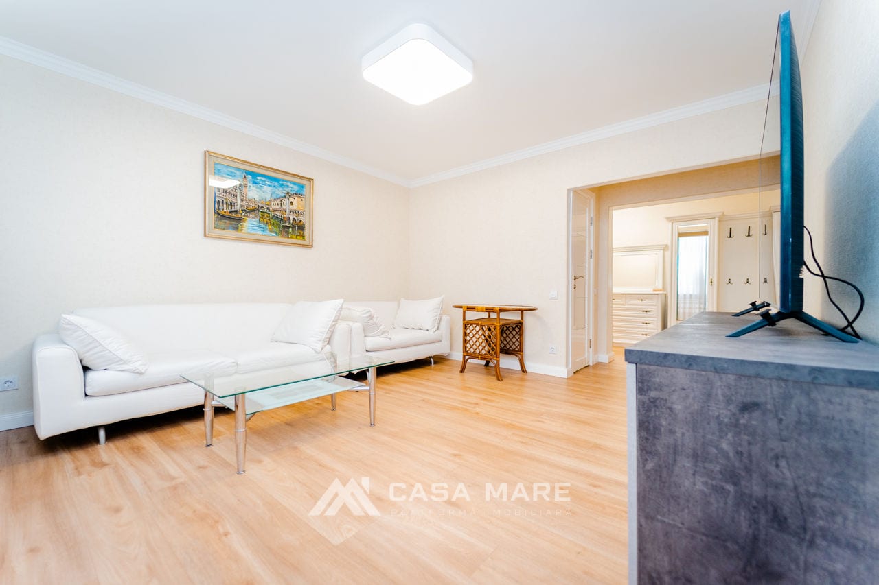 3-комнатная квартира, 82 м², Центр, Кишинёв 3