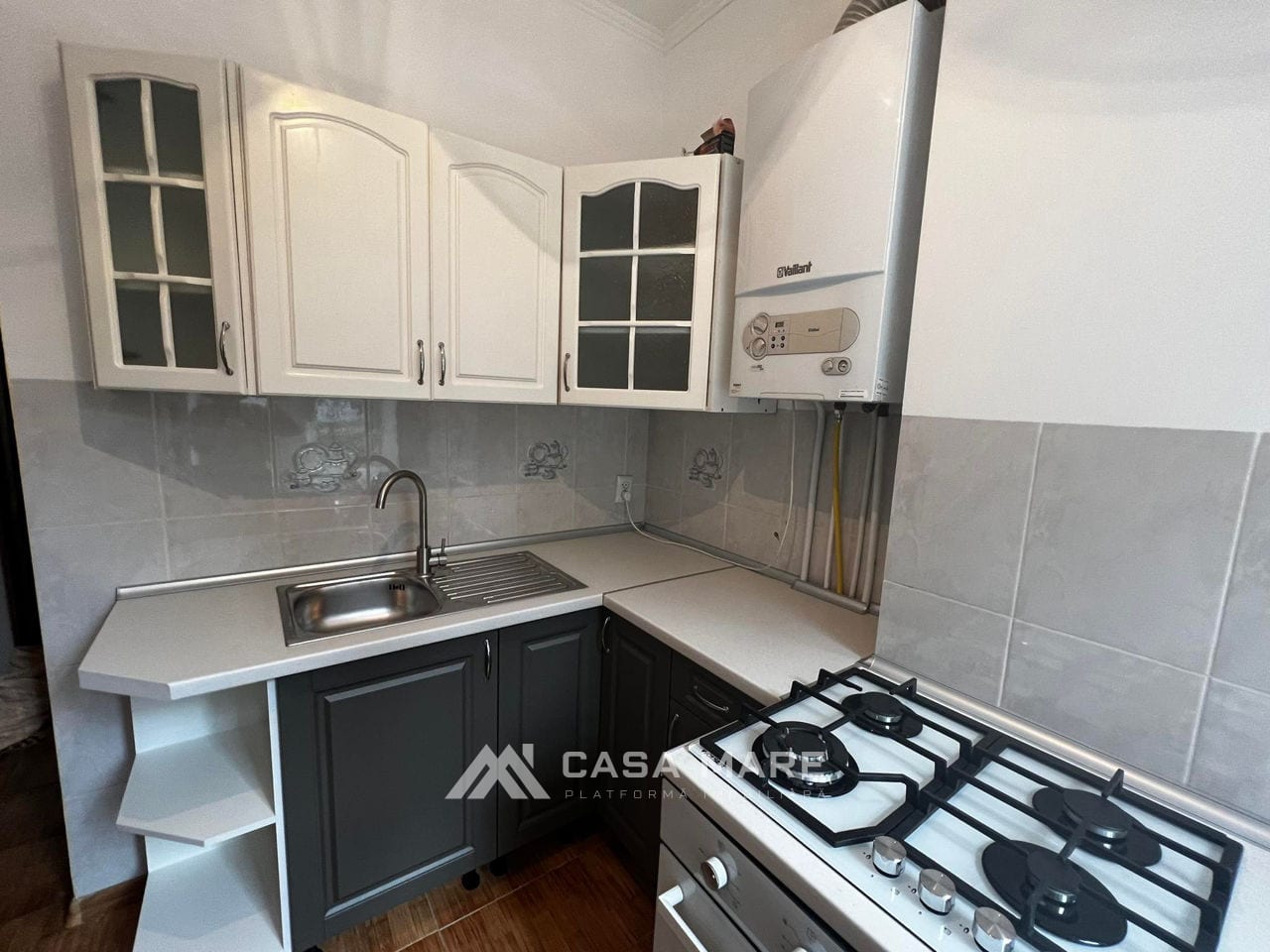 Apartament cu 2 camere, 43 m², Centru, Chișinău 1