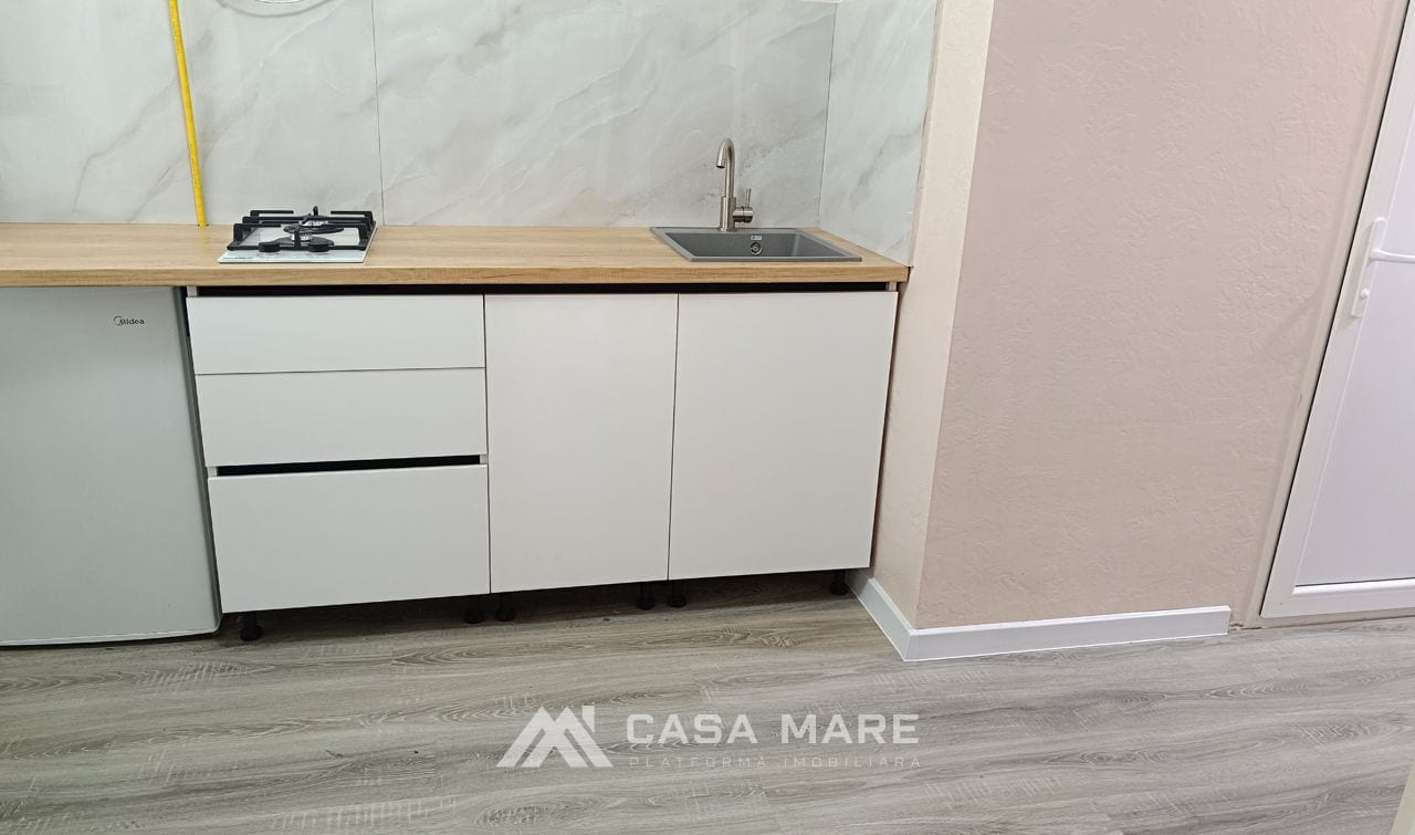 Apartament cu 2 camere, 32 m², Centru, Bălți 5