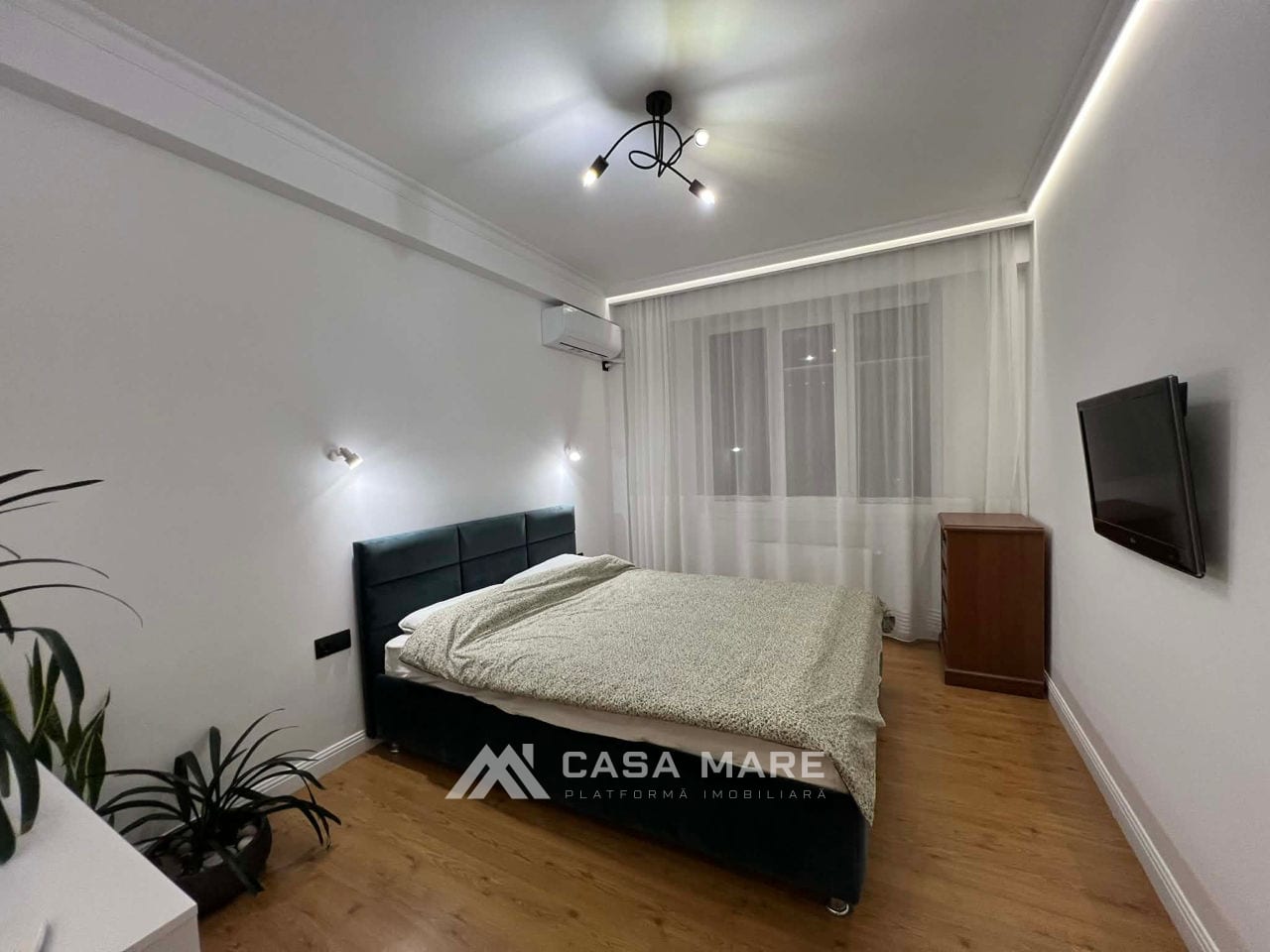 Apartament cu 2 camere, 70 m², Buiucani, Chișinău 2