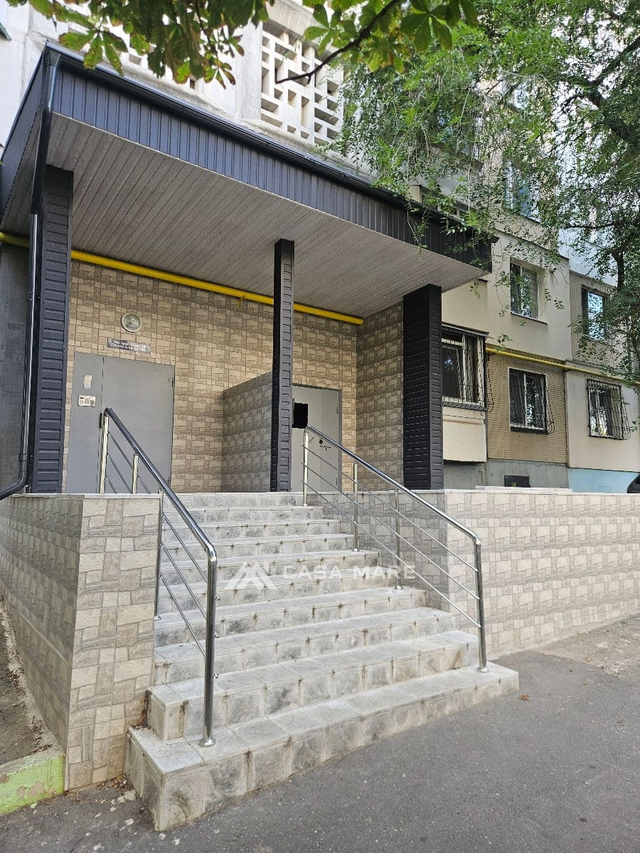 4-комнатная квартира, 90 м², Чеканы, Кишинёв 10