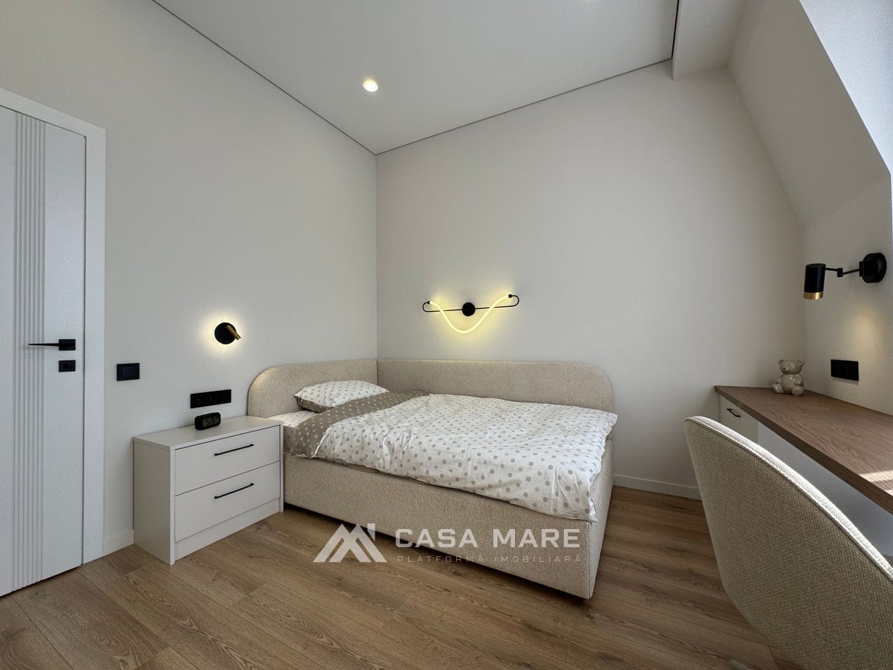 3-комнатная квартира, 85 м², Думбрава 14