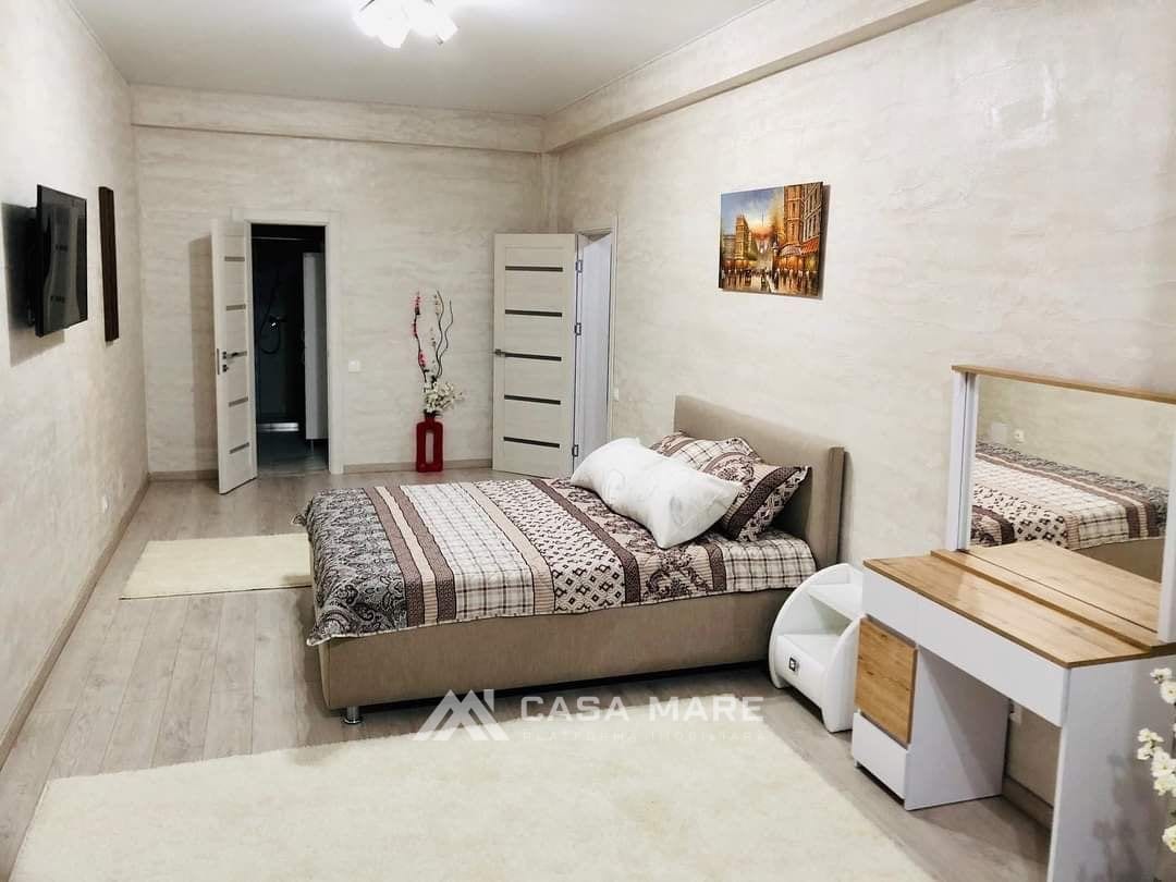 Apartament cu 2 camere, 100 m², Centru, Chișinău 1