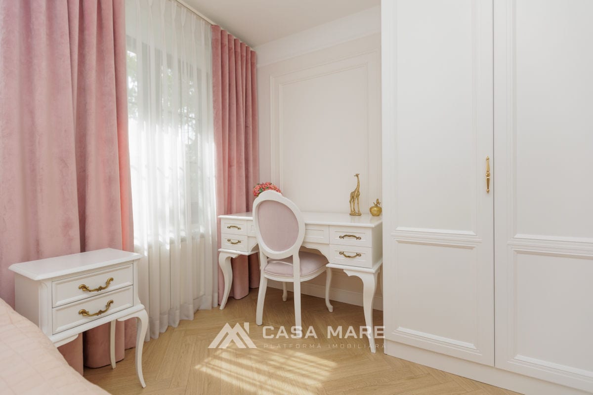 2-комнатная квартира, 90 м², Центр, Кишинёв 2