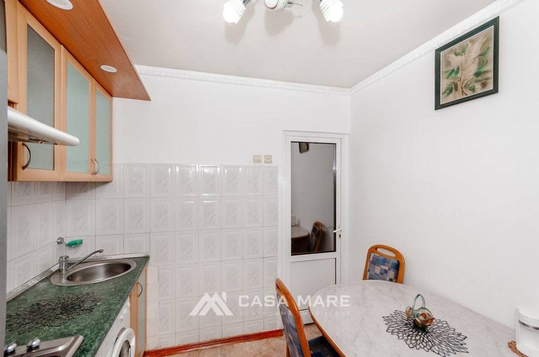 Apartament cu 3 camere, 57 m², Centru, Chișinău 2