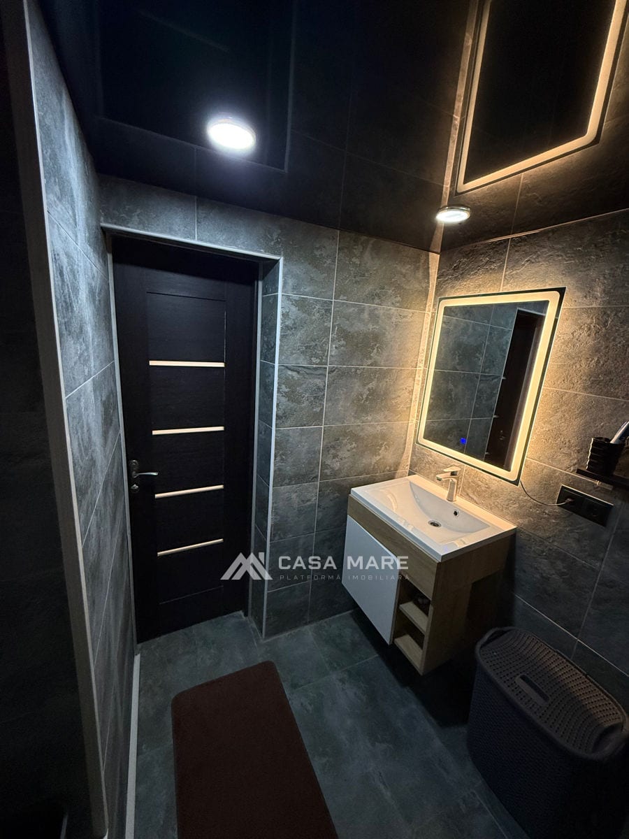 Apartament cu 2 camere, 80 m², Centru, Chișinău 9