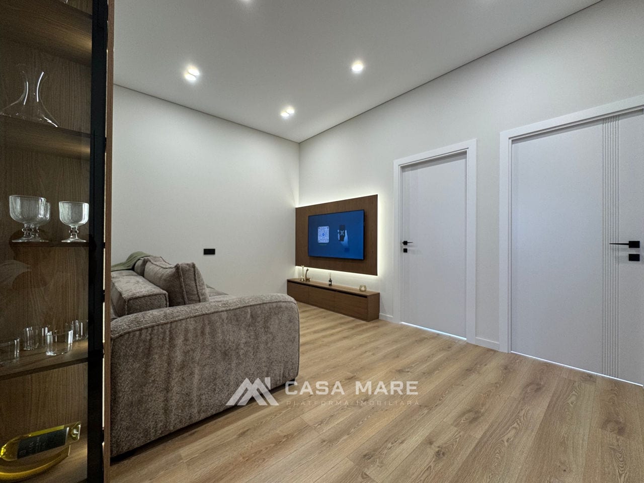 3-комнатная квартира, 85 м², Думбрава 2
