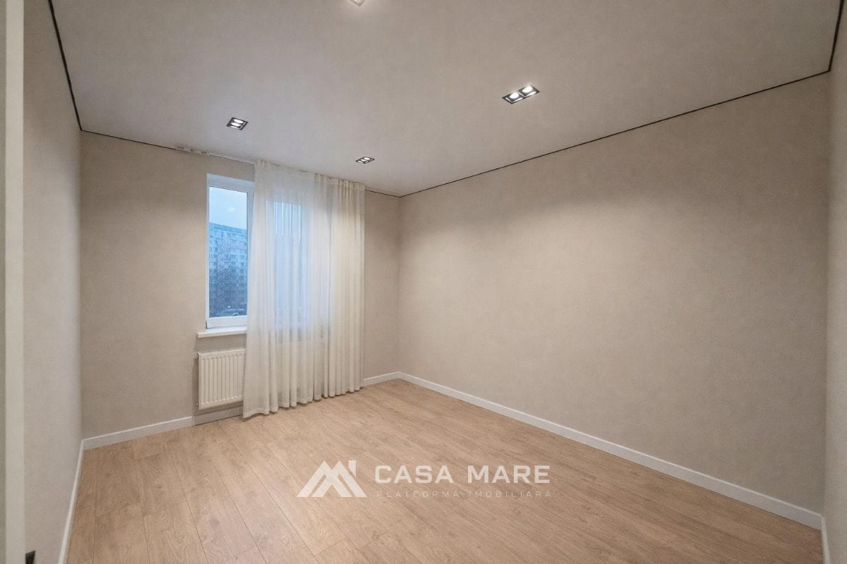 3-комнатная квартира, 79 м², 10 cartier, Bălți 5