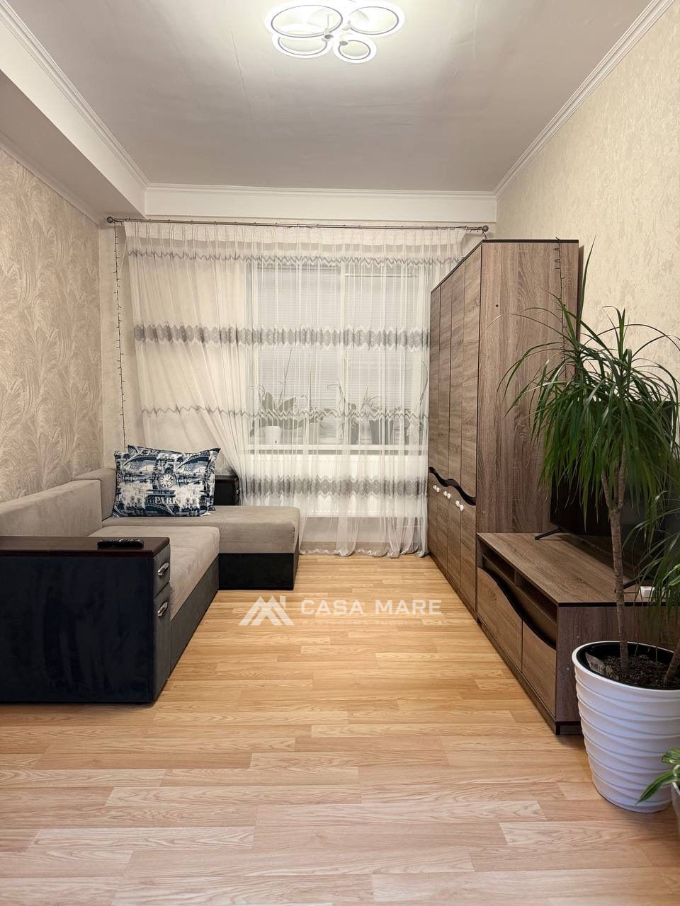 Apartament cu 2 camere, 60 m², Molodova, Bălți 1