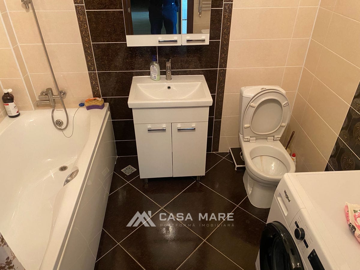 Apartament cu 2 camere, 75 m², Ialoveni 5