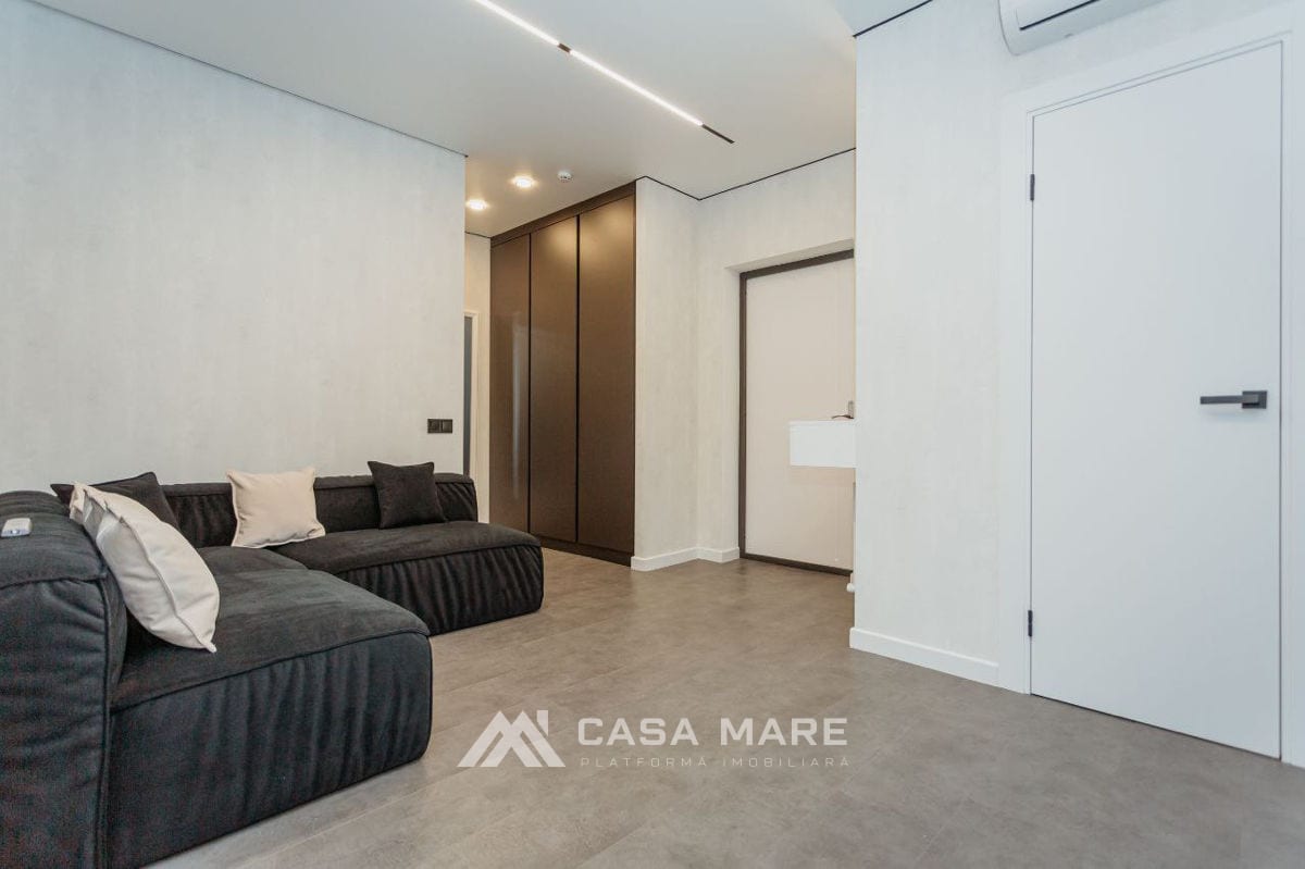 Apartament cu 2 camere, 62 m², Centru, Chișinău 2
