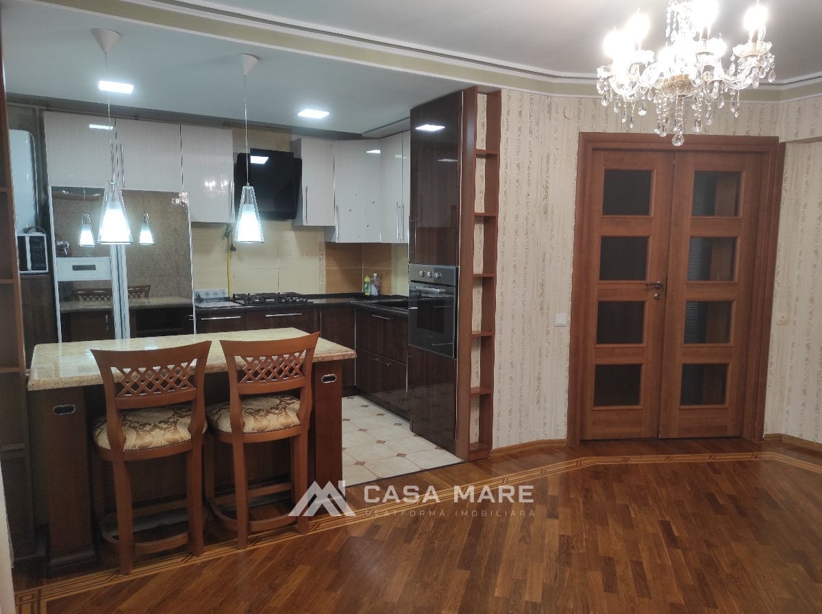 Apartament cu 4 camere, 93 m², Gara de nord, Bălți 2