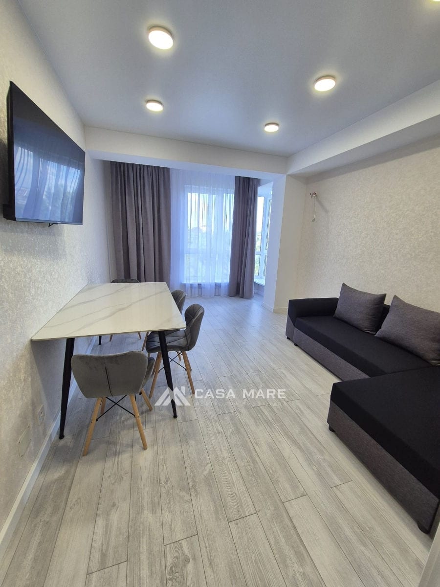 Apartament cu 2 camere, 70 m², Centru, Chișinău 2