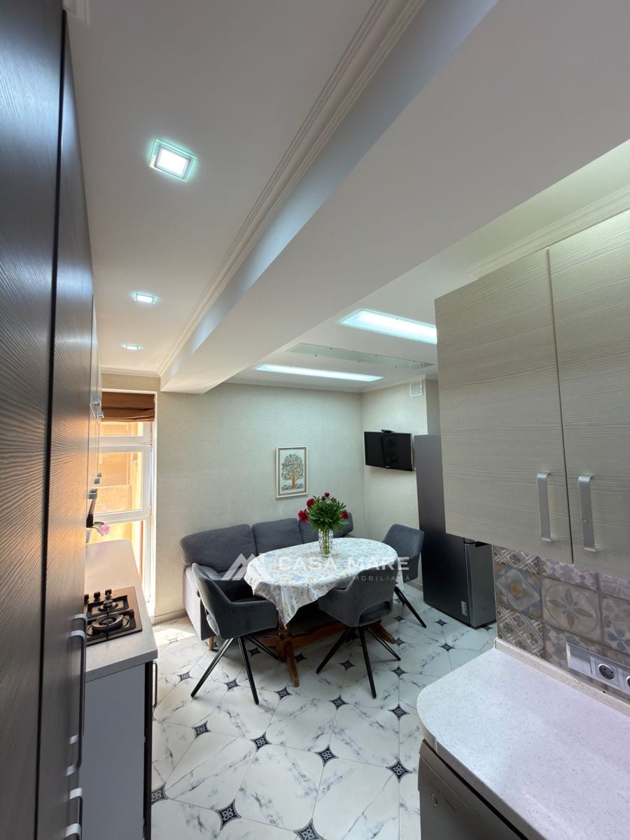 2-комнатная квартира, 93 м², Чеканы, Кишинёв 11