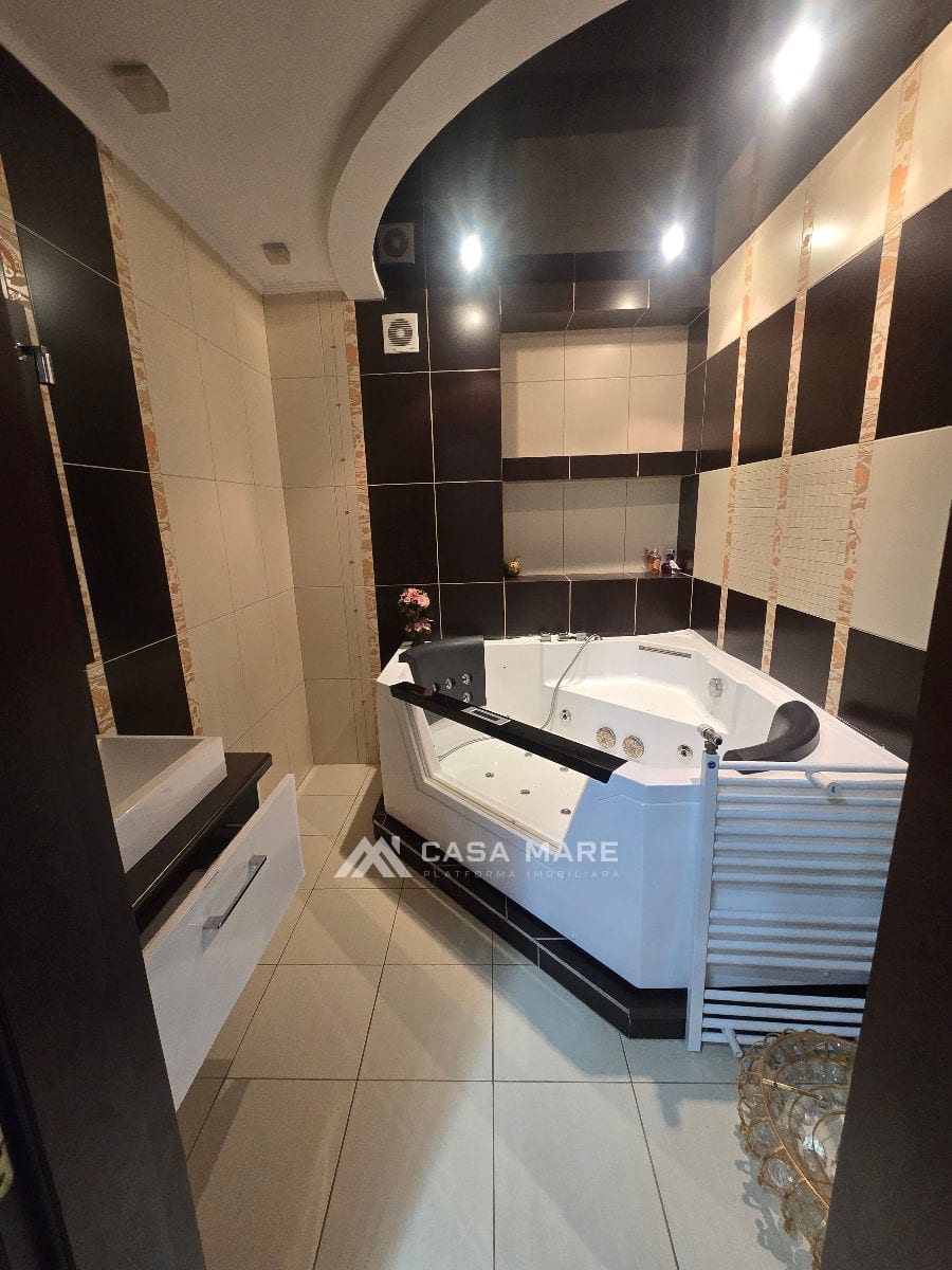 Apartament cu 2 camere, 106 m², Călăraşi 9