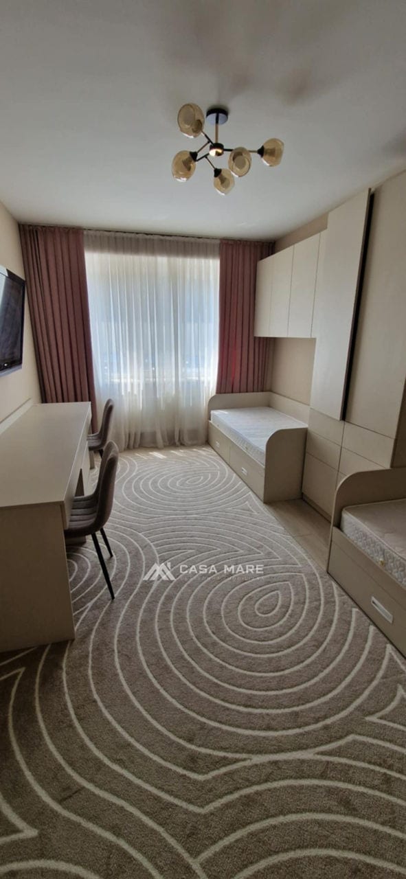 Apartament cu 2 camere, 67 m², Centru, Chișinău 2